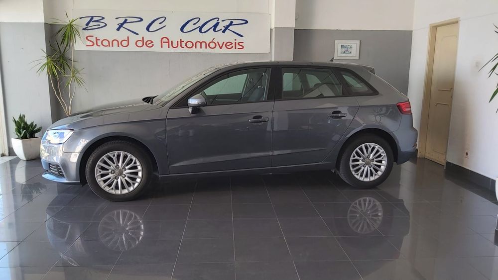 AUDI A3 1.6 TDI sportback — photo 5
