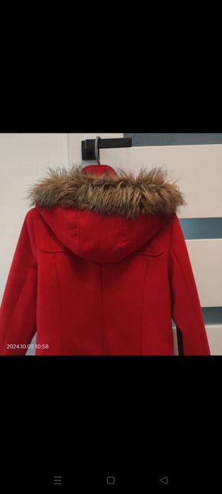 Płaszcz z odpinanym kapturem