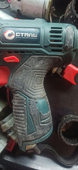 Цуруповерт сталь и несколько запчастей
