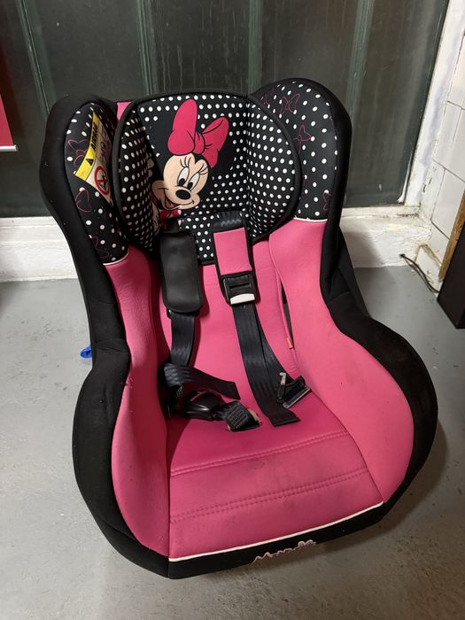 Cadeira auto Minnie 9-18kg em bom estado – 40€