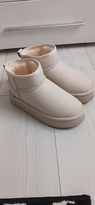 нові угги 37 р шкіряні