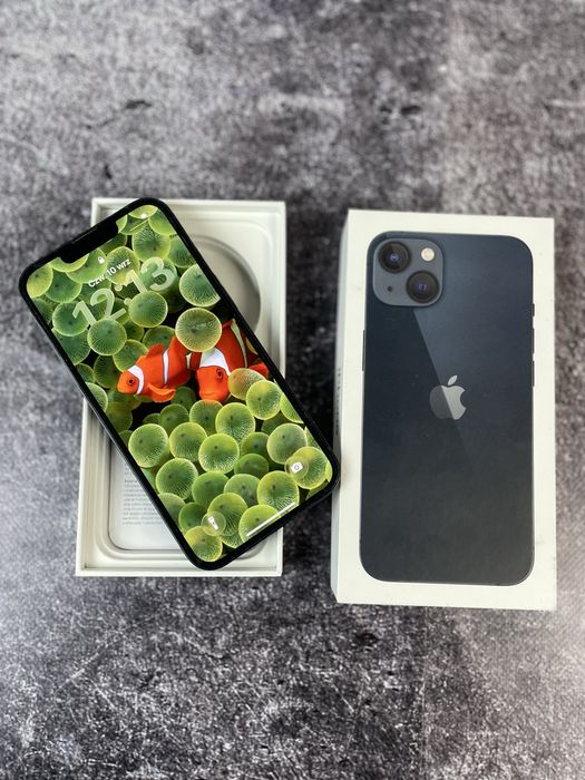 iPhone 13 128 GB – Północ (Midnight)