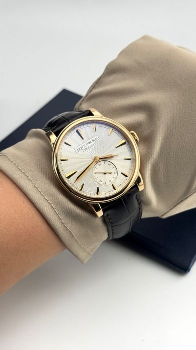 Годиник Arnold & Son 18K Rose Gold