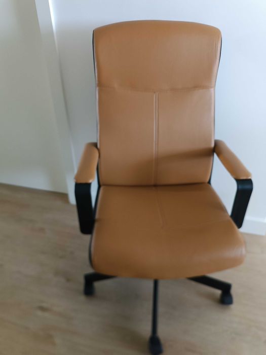 Cadeira de escritório IKEA - Modelo MILLBERGET