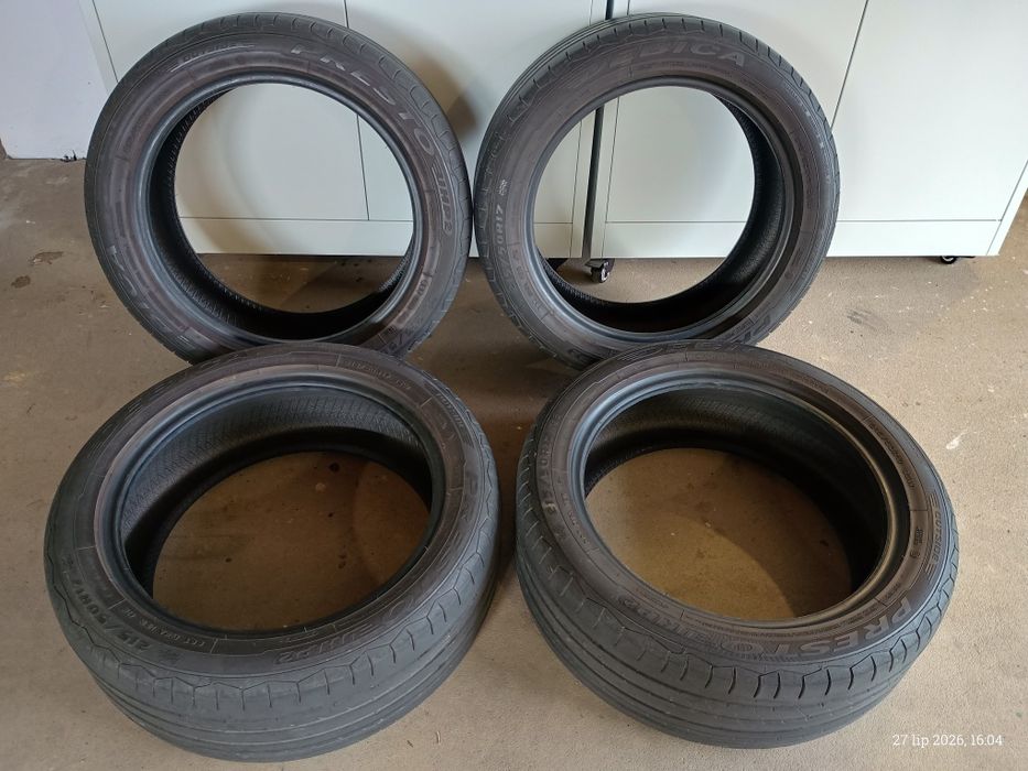 Dwie opony letnie Dębica 215/50 R17 stan bardzo dobry