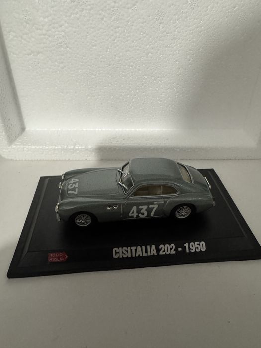 Miniatura Cisitalia 202 escala 1:43