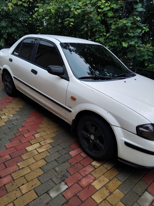 Продам Авто Mazda323