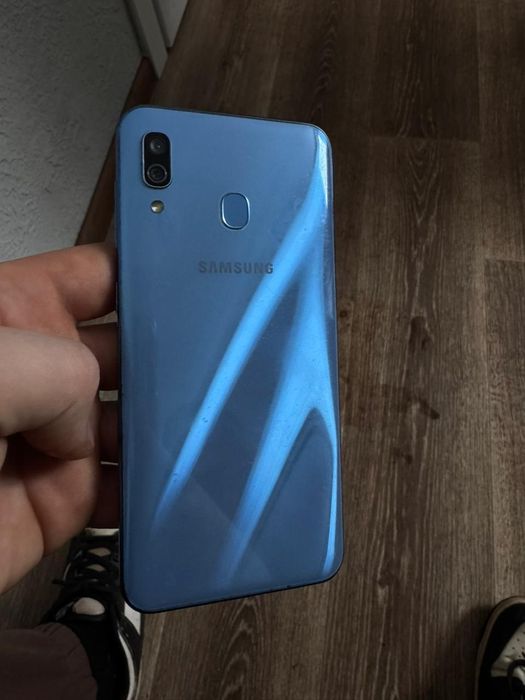 Продам самсунг а30