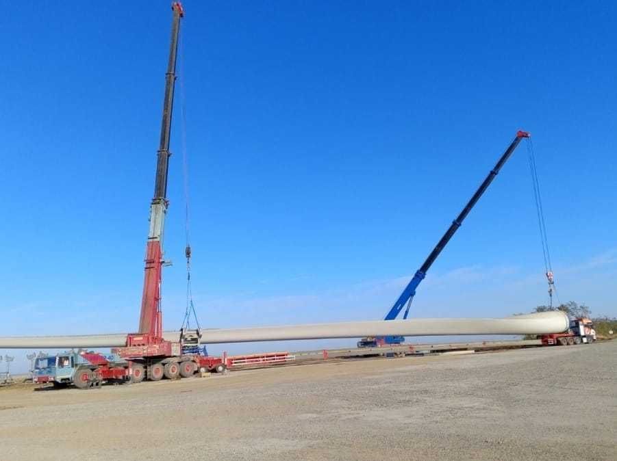 Крани автомобільні та гусеничні в оренду вантажопідємністю 45-200 тонн