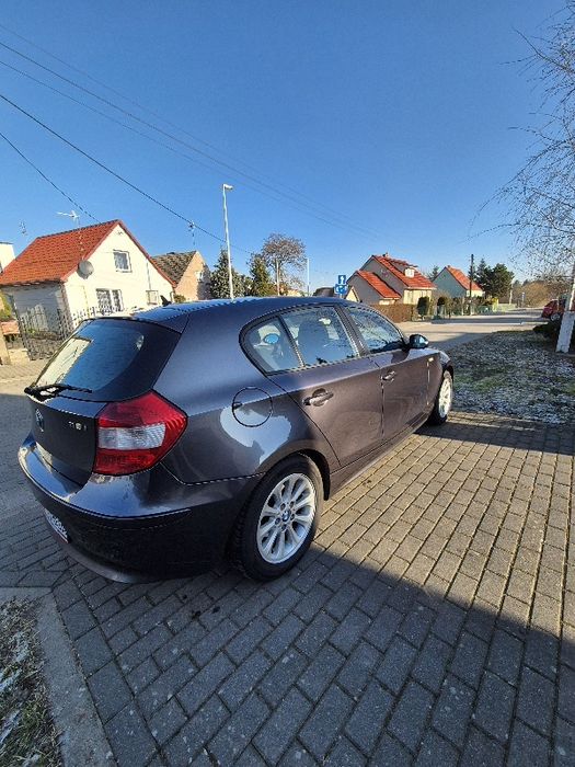 Sprzedam BMW seria 1 e87 118i