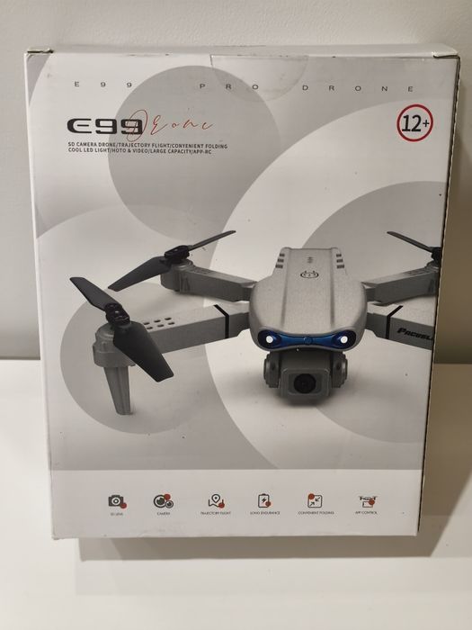 Drone E99 Pro com Câmara - Dobrável | Controlo App + Trajetória