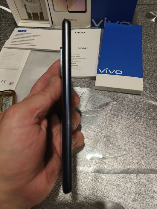 Vivo y72 5g 8Gb 128gb