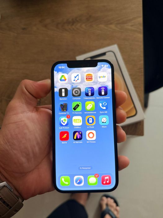iPhone 12 64GB na caixa