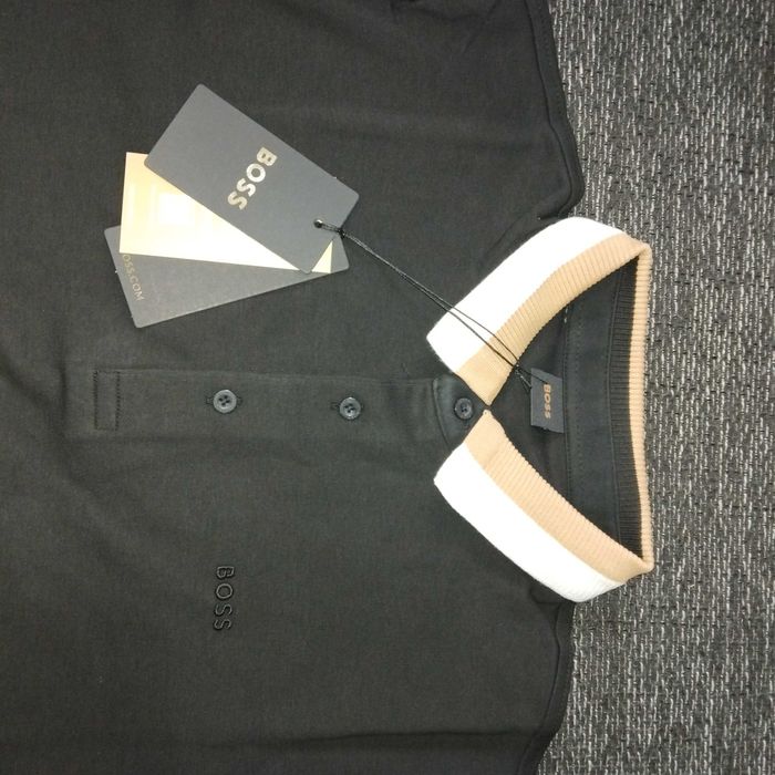 Koszulka Hugo Boss nowa czarna elegancka