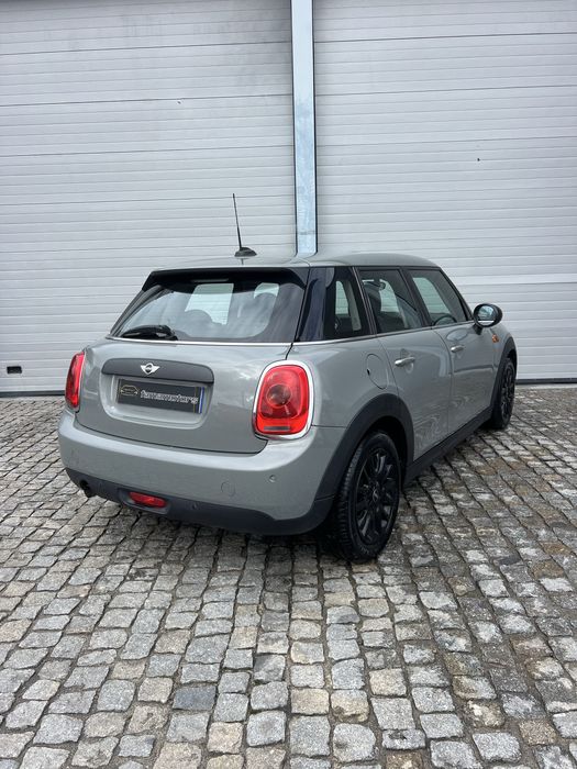 MINI COOPER D 5 PORTAS