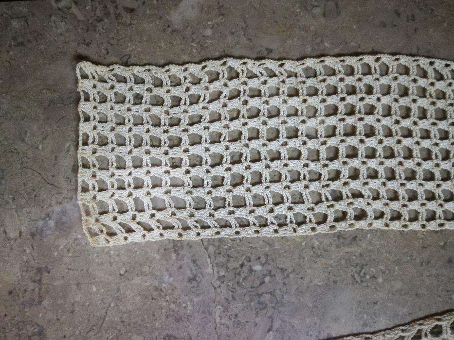 Renda de crochê nova