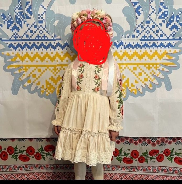 Сукня вишита 2-4 роки та віночок