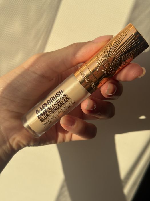 Charlotte Tilbury консилер
