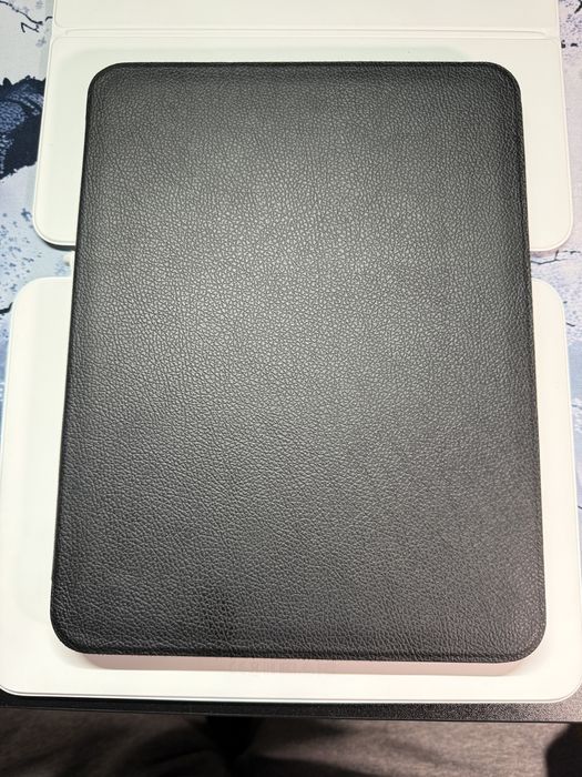 Ipad 10.9 Gen з Magic Keyboard folio та aple pencil type-c та ще одним чохлом