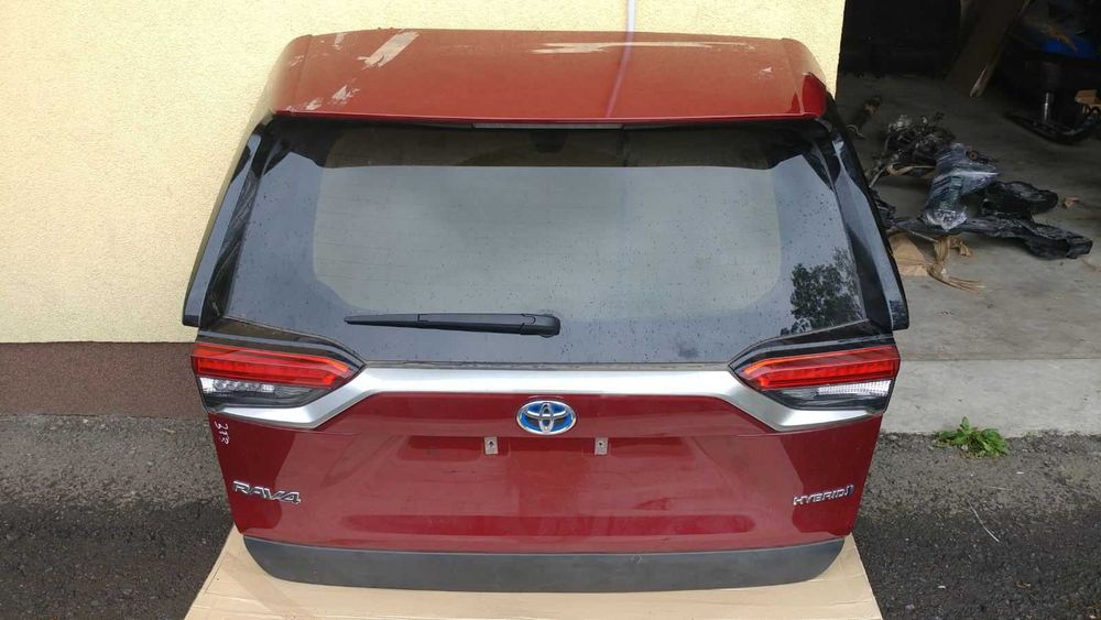 Кришка багажника задня Ляда  RAV4 V 2018-2024р  РАВ4 5