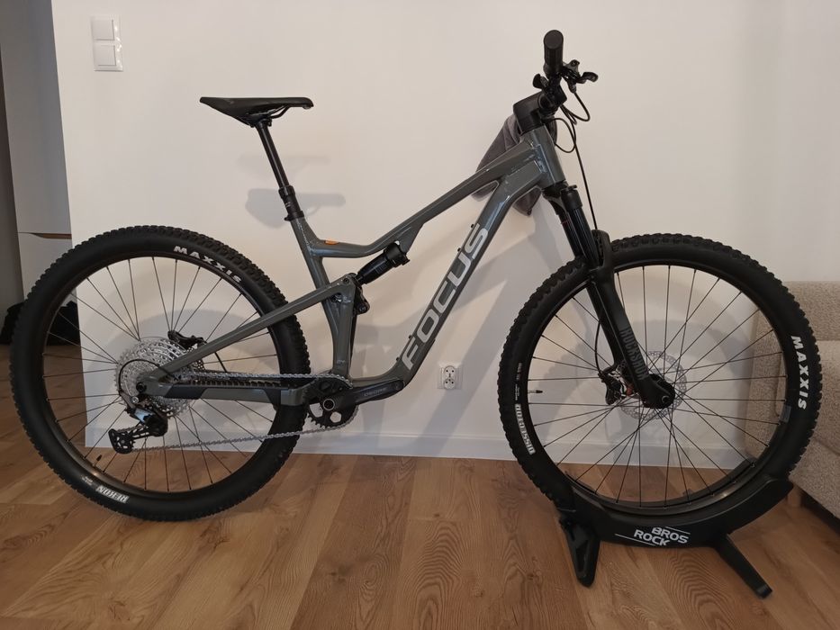 Focus Thorn L full Rockshox, Deore, 4 tłoki, 29er Merida Trek Giant