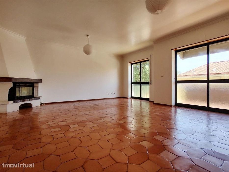 Apartamento T3 no Vale das Flores