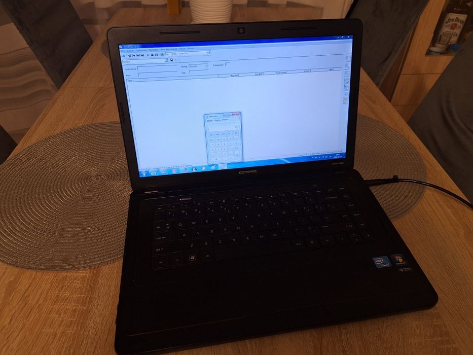 Laptop HP Compaq Presario CQ57 2GB/320GB Windows 7