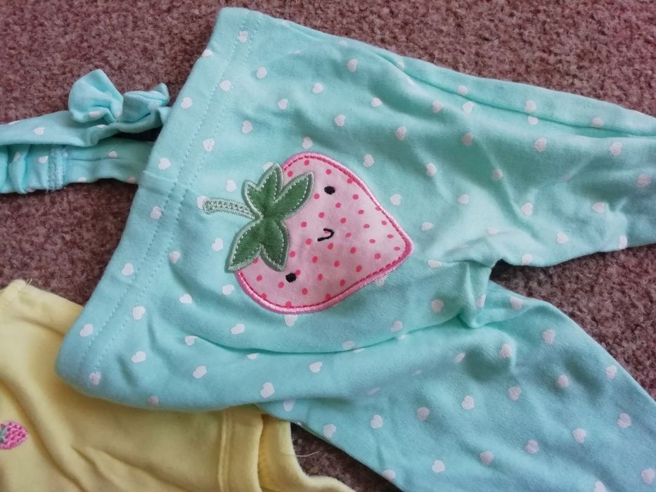 Komplet niemowlęcy dziewczęcy r. 68