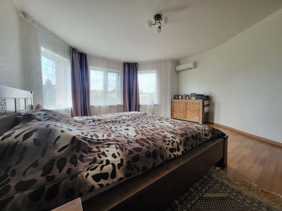 Продам будинок з банькою, доглянута ділянка!