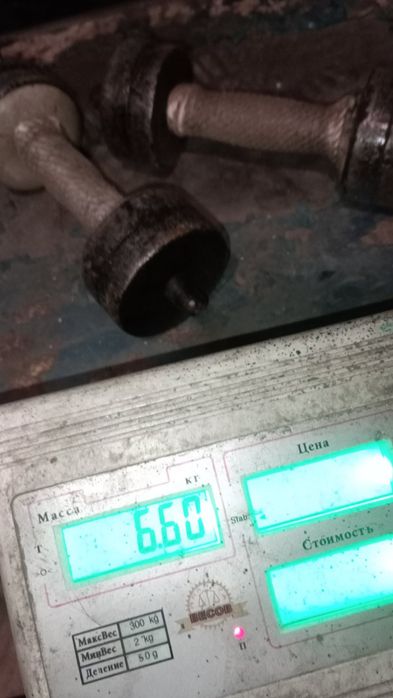 Продам гантели бу1 3кг
