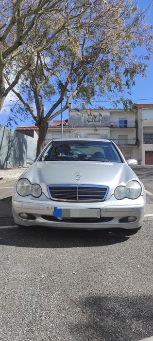 Mercedes Benz C220