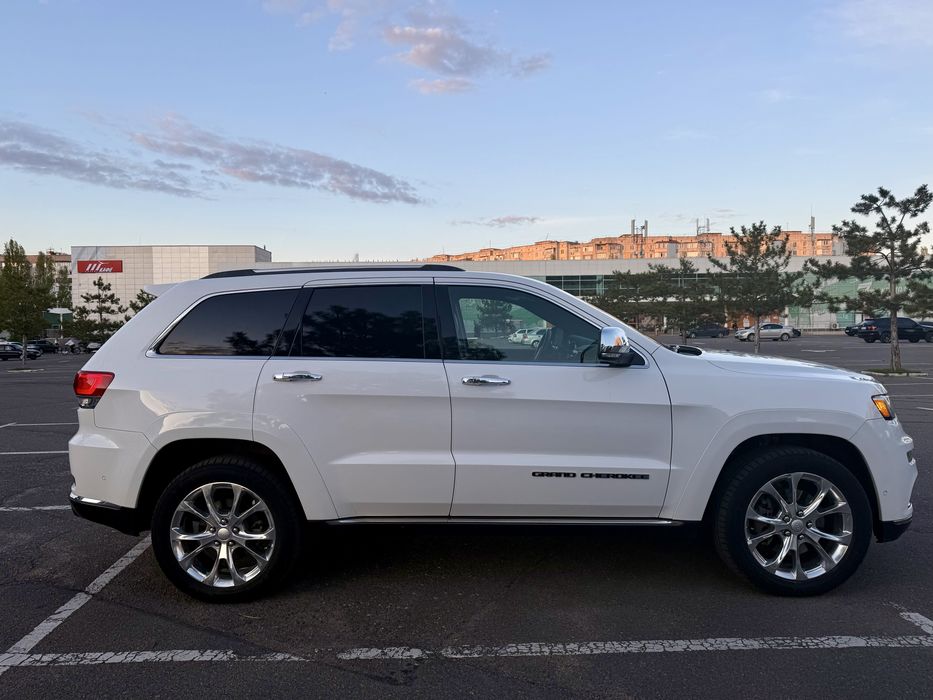 Jeep Grand Cherokee 2019 Summit
