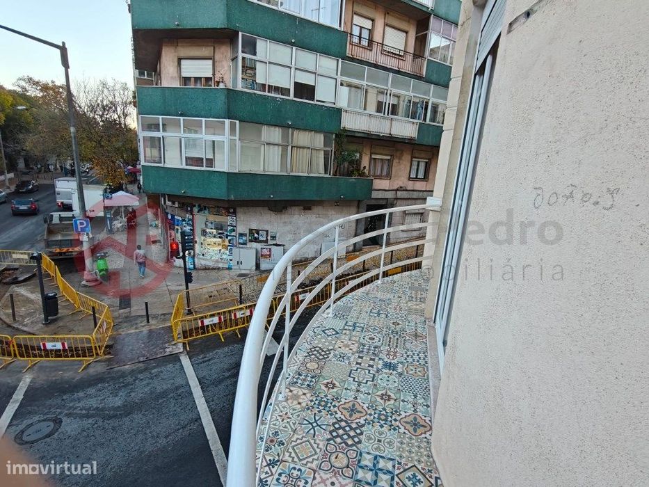 Apartamento T3 totalmente remodelado na Penha de França em Lisboa