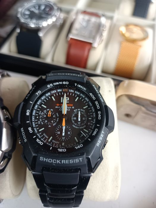 Zegarek elektroniczny LCD Montana PRL nie casio Seiko
