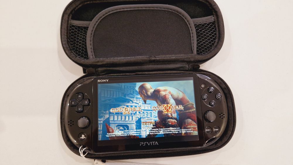 Sony Ps Vita Slim 64гиг 66игр + чехол!