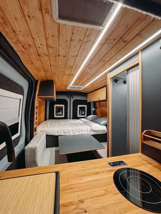 Campervan Autocaravana Ford Transit, autónoma, Conversão a estrear