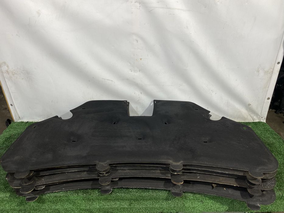 Шумка дорест ,шумоізоляція капота,утеплювач,Форд фокус 2,Ford focus 2