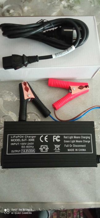 Зарядное устройство Charger SJT-300E 14.6V/20A для LiFePO4