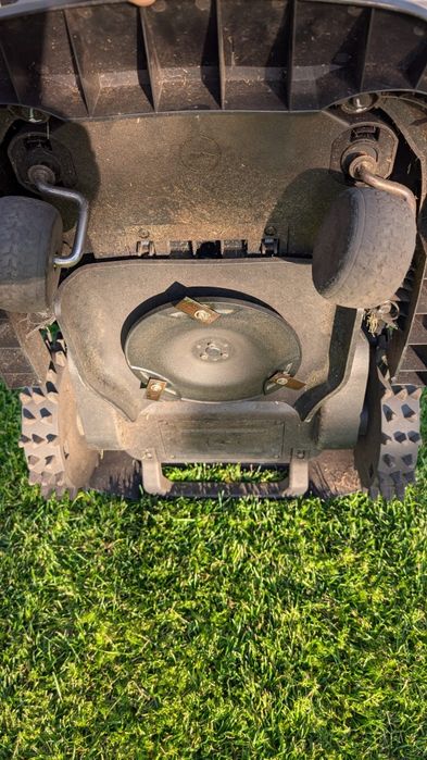 Robot koszący mova 1000 lidar bez przewodu