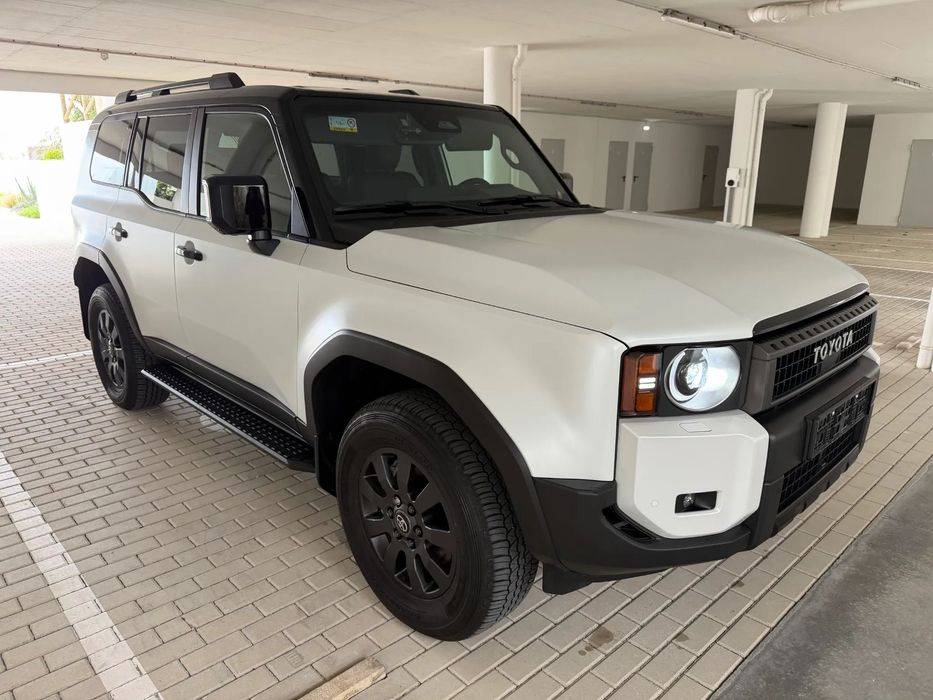 Toyota Land Cruiser 2.8 D-4D Mild-Hybrid Auto Executive