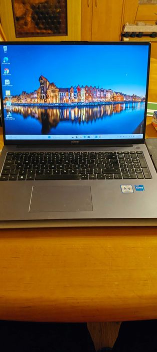 Huawei Matebook D16 Intel i5