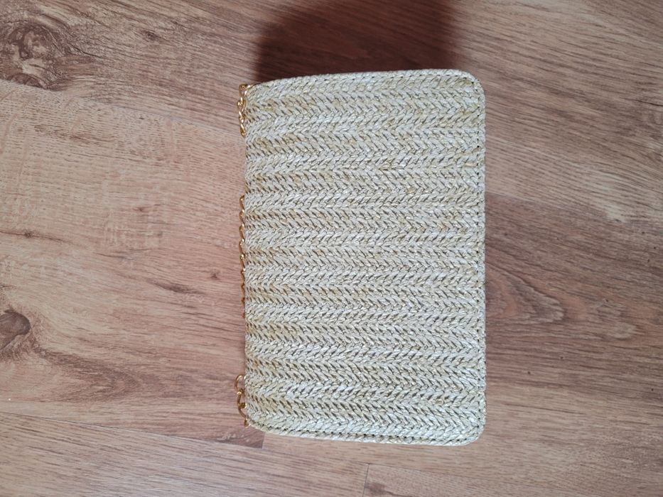 Torebka Nowa wiklinowa pleciona sztywna na lato na łańcuszku