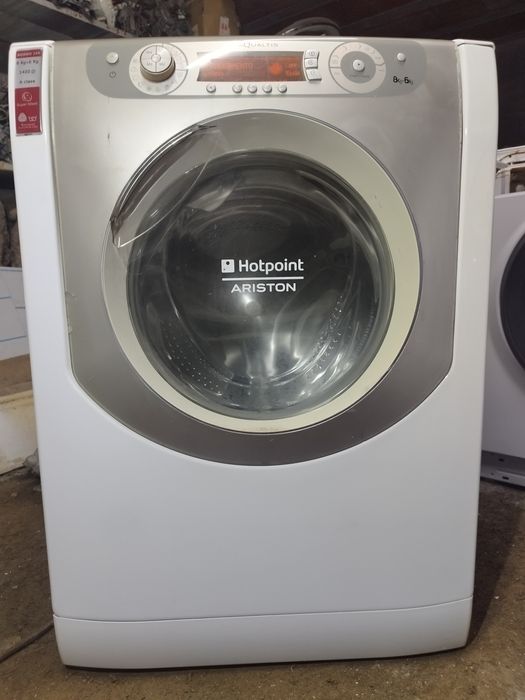 Máquina de lavar e secar