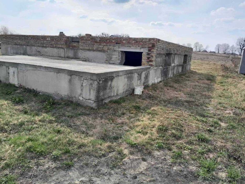 Продаж земельної ділянки під забудову – 10 соток  с. Малі Підліски