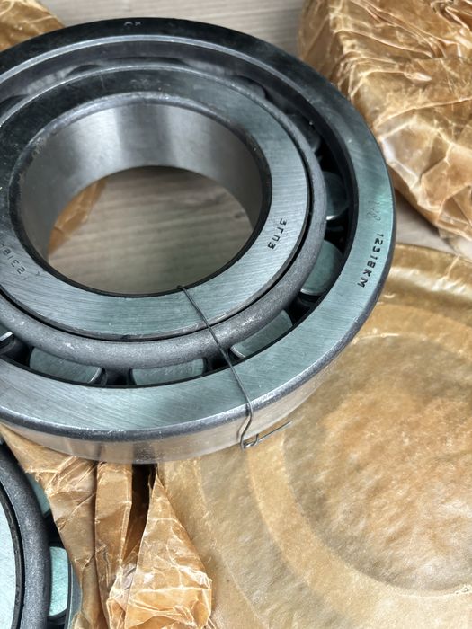 Продам підшипник 12318км (3гпз)