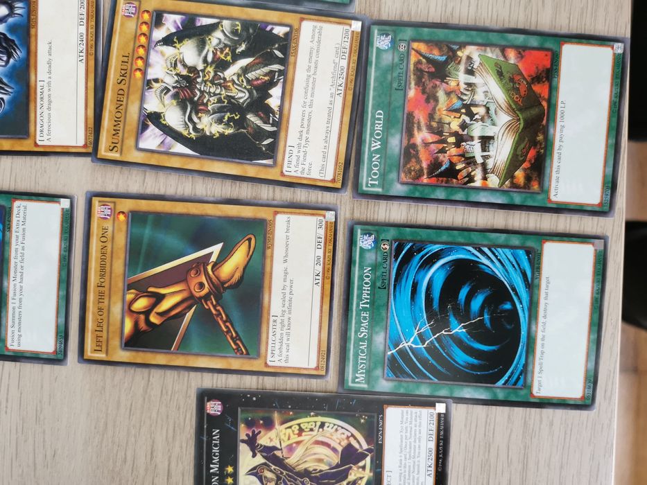 Cartas yu gi oh,Vários sets