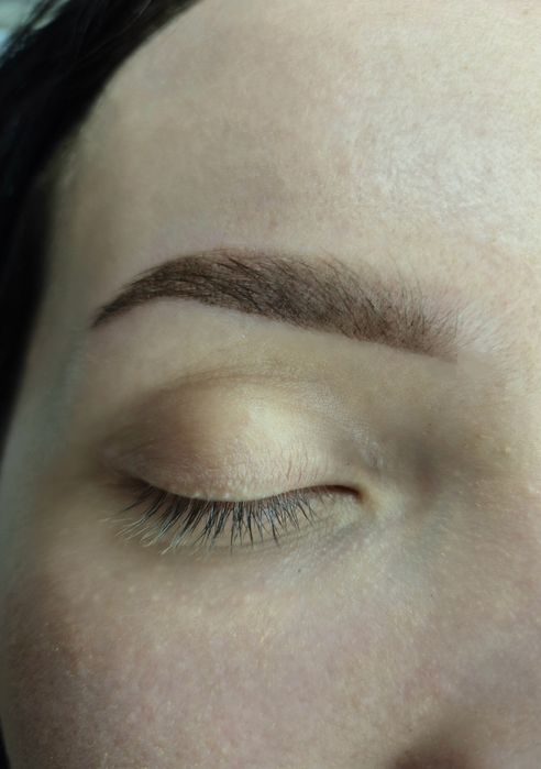 Makijaż permanentny brwi