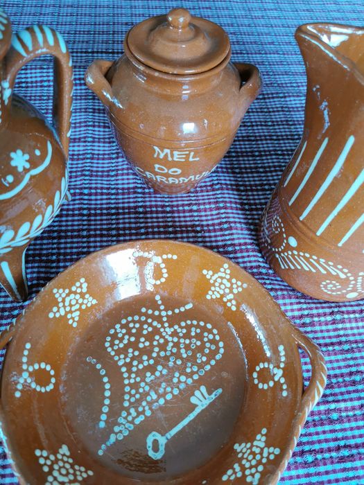 Various Clay Items441641183133061122