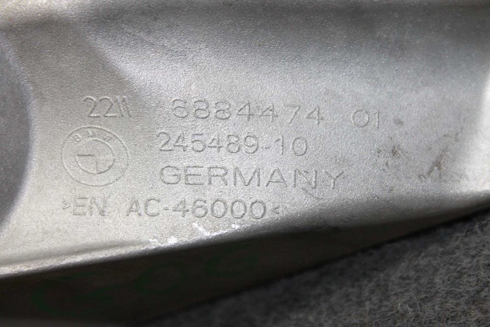 BMW G20 G30 G11 G15 G05 G07 3.0D 4.0D B57 Łapa silnika prawa XDRIVE