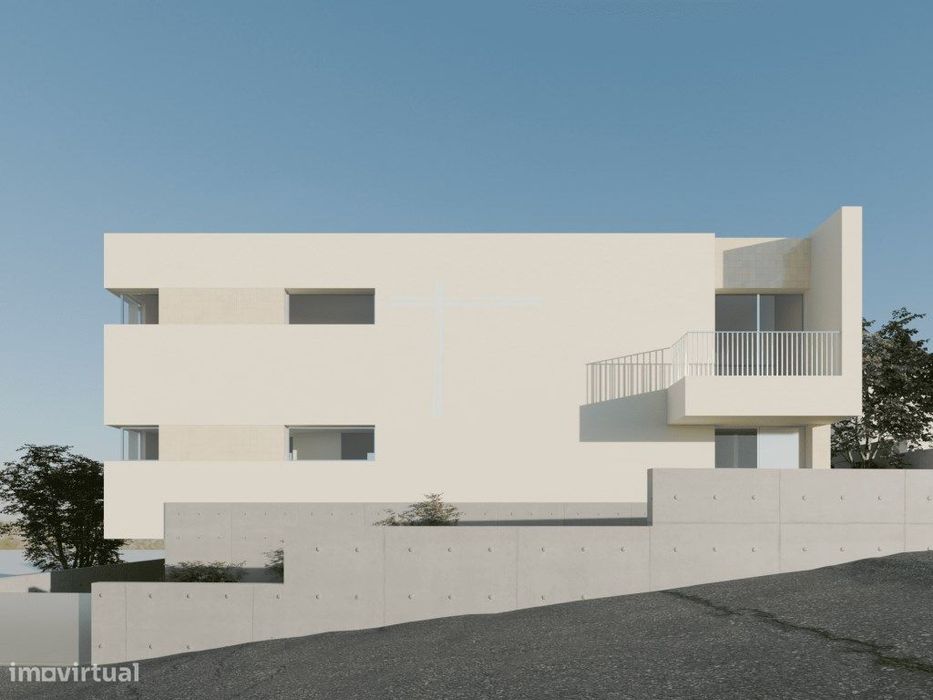 Moradia isolada T4, arquitetura contemporânea com garagem, varandas...